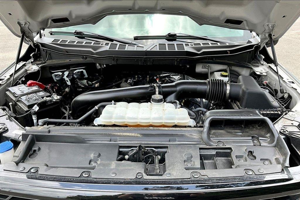 Ford F-150 XLT SuperCrew 4WD 2025