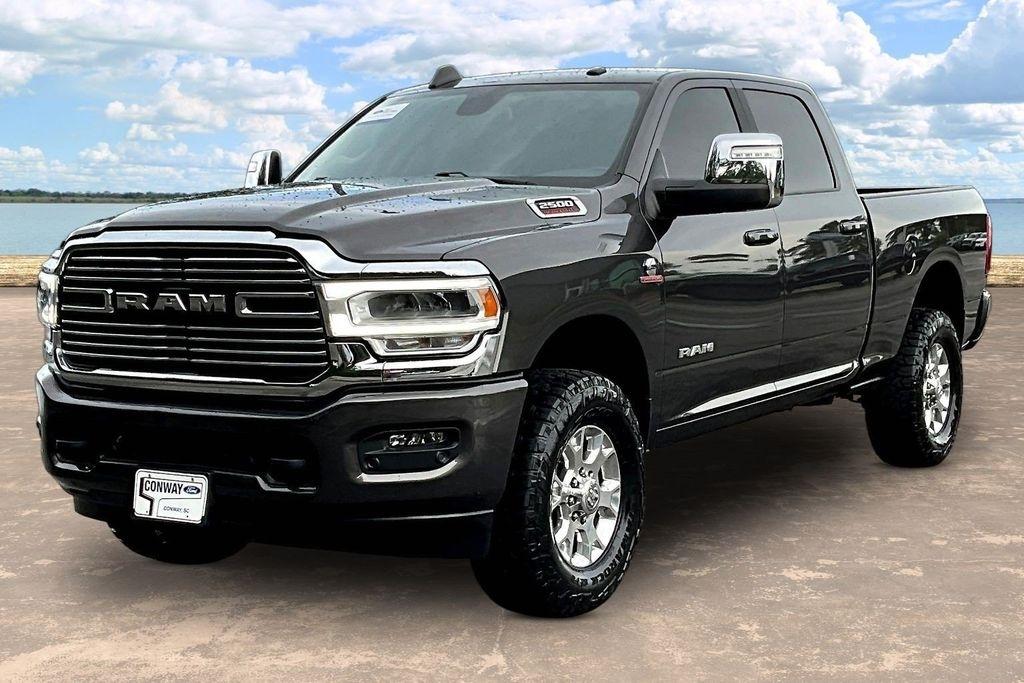 RAM 2500 Laramie Crew Cab SWB 4WD 2024
