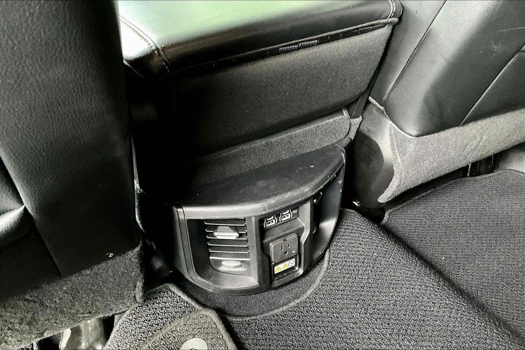 RAM 2500 Laramie Crew Cab SWB 4WD 2024