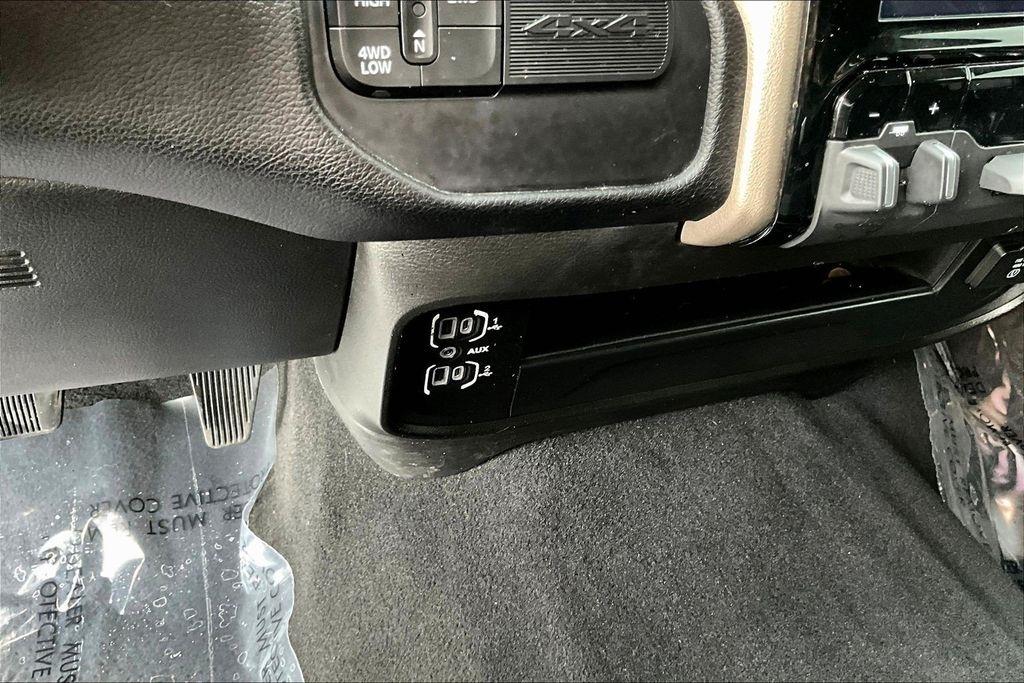 RAM 2500 Laramie Crew Cab SWB 4WD 2024