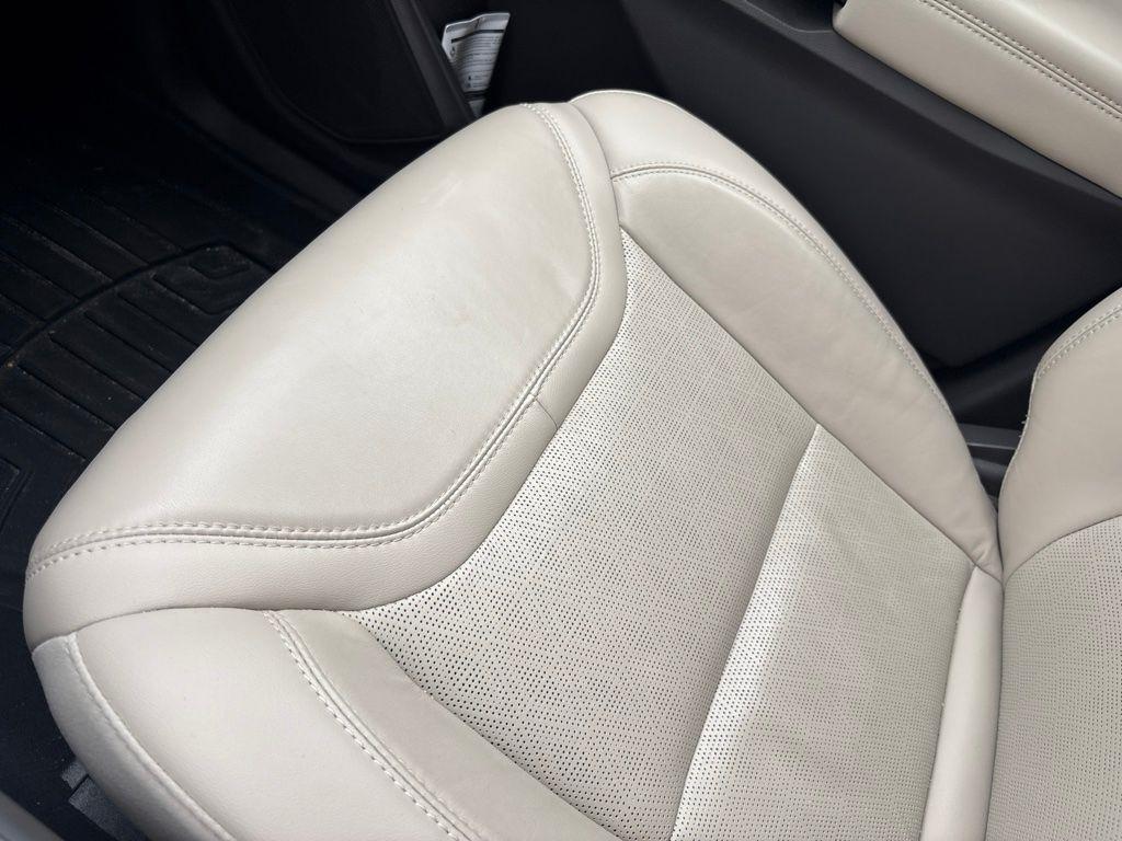 Ford Explorer Platinum AWD 2022