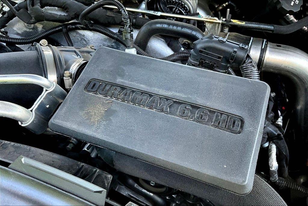 Chevrolet Silverado 2500HD LT Crew Cab Long Box 4WD 2025