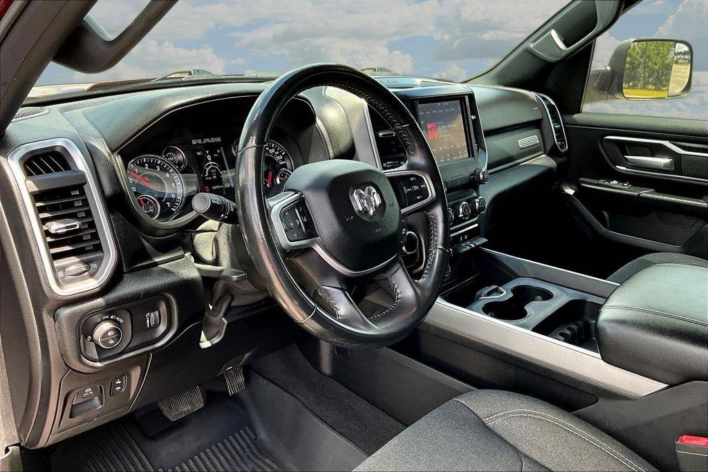 RAM 1500 Big Horn Crew Cab SWB 4WD 2020