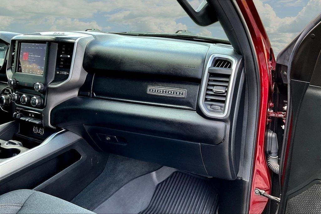 RAM 1500 Big Horn Crew Cab SWB 4WD 2020
