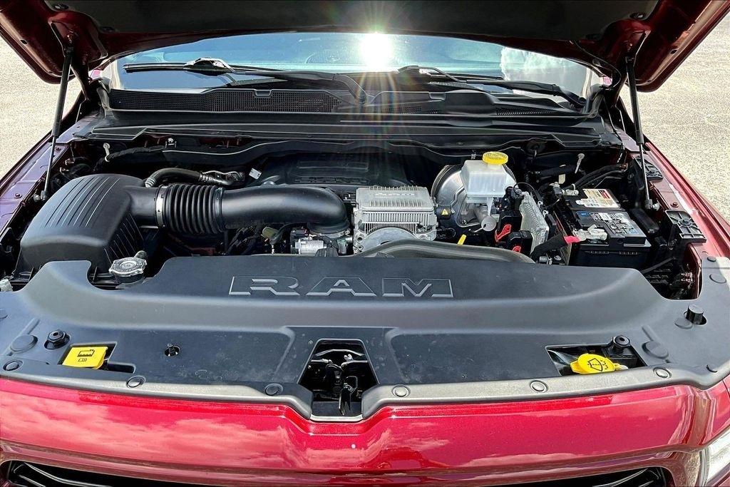 RAM 1500 Big Horn Crew Cab SWB 4WD 2020