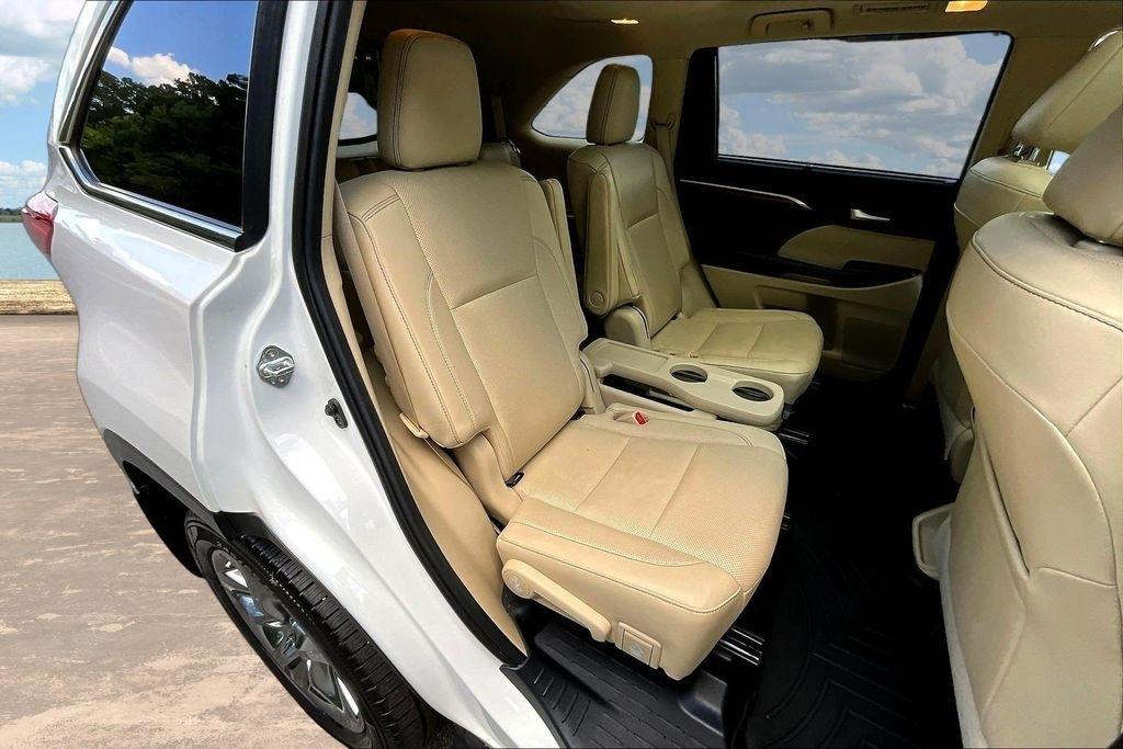 Toyota Highlander Limited AWD V6 2019