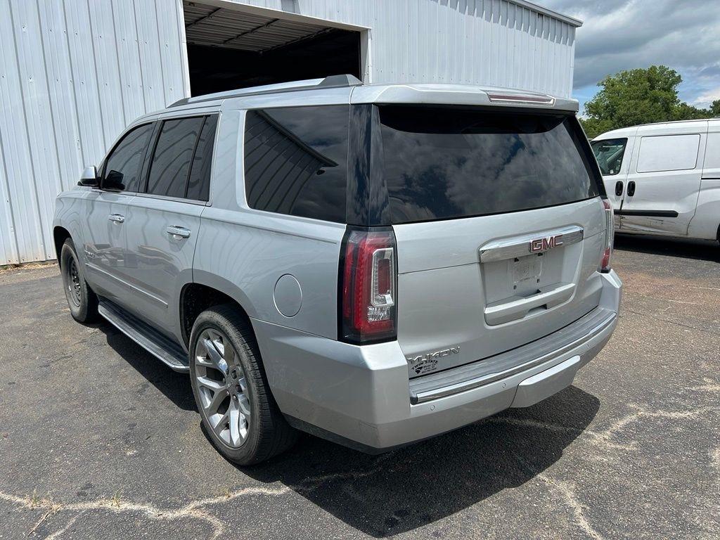 GMC Yukon Denali 4WD 2017