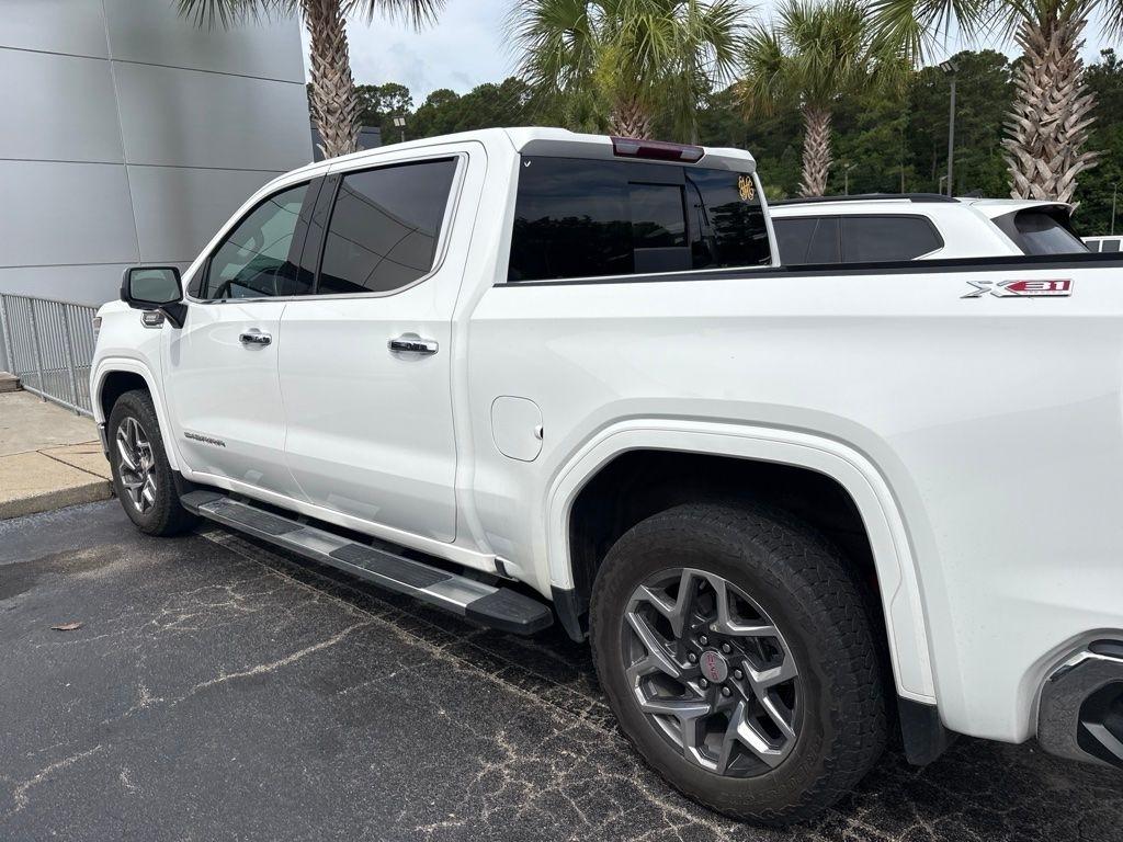 GMC Sierra 1500 SLT Crew Cab 4WD 2024