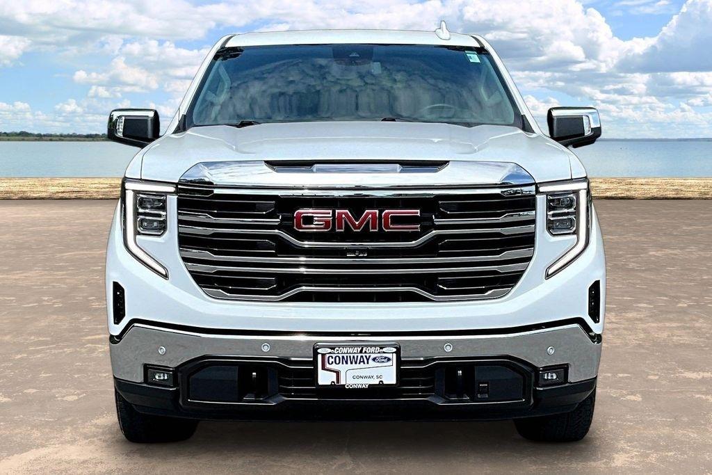 GMC Sierra 1500 SLT Crew Cab 4WD 2024