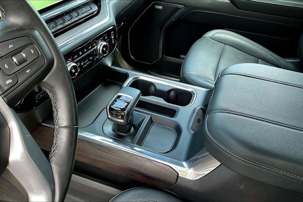 GMC Sierra 1500 SLT Crew Cab 4WD 2024