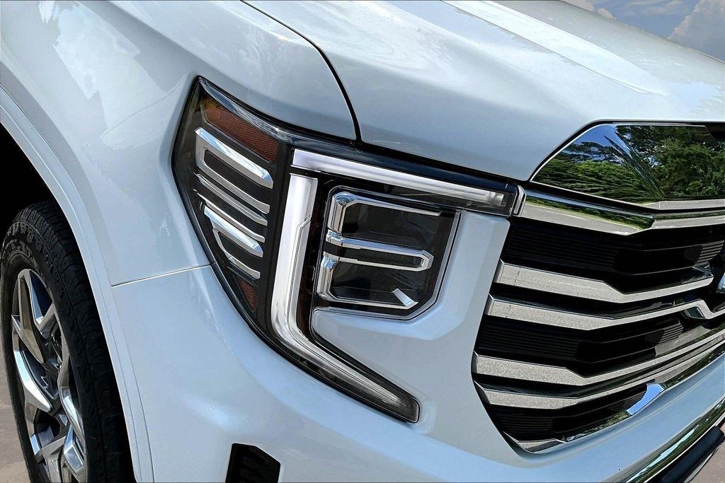 GMC Sierra 1500 SLT Crew Cab 4WD 2024