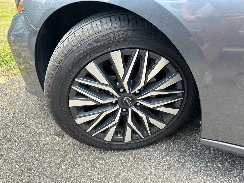 Nissan Altima 2.5 SV 2024