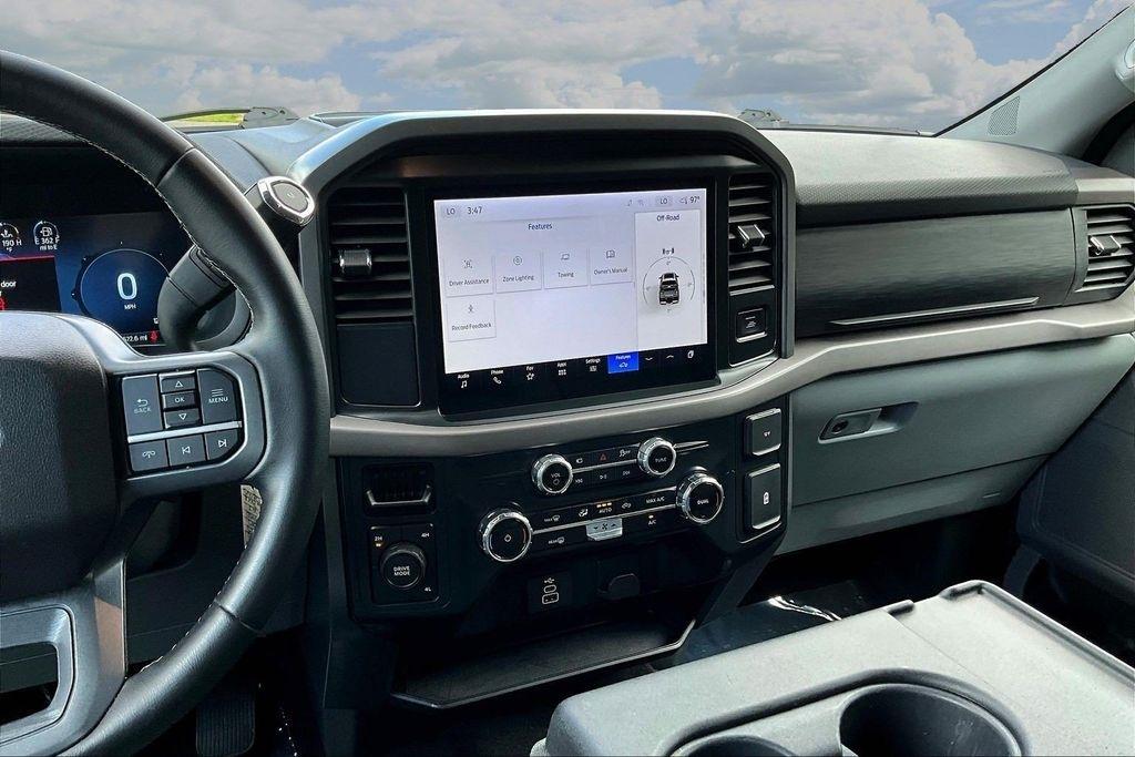 Ford F-150 XLT SuperCrew 4WD 2025