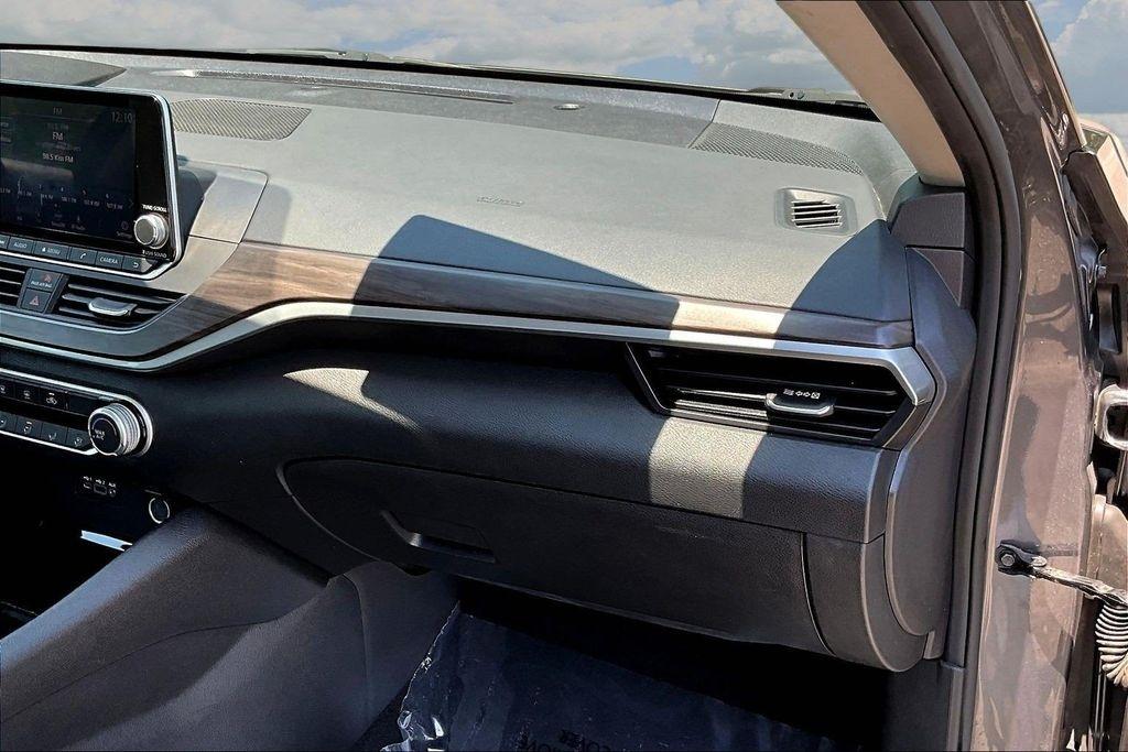 Nissan Altima 2.5 SV 2024