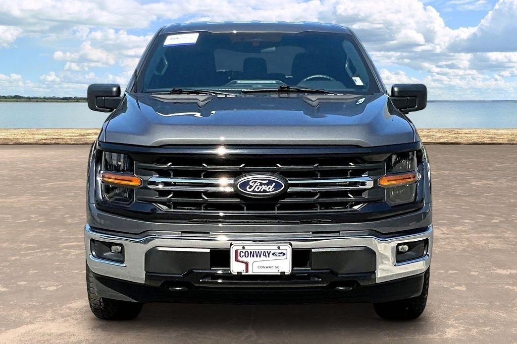 Ford F-150 XLT SuperCrew 4WD 2025