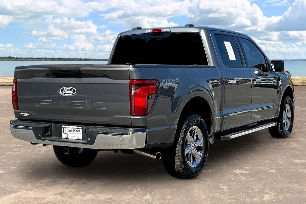 Ford F-150 XLT SuperCrew 4WD 2025