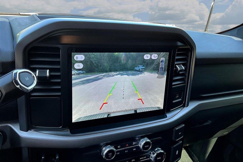 Ford F-150 XLT SuperCrew 4WD 2025