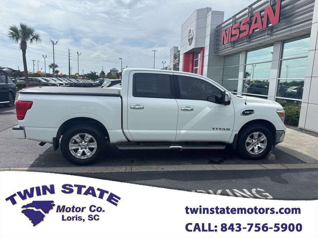 2017 Nissan Titan Platinum Reserve Crew Cab 4WD