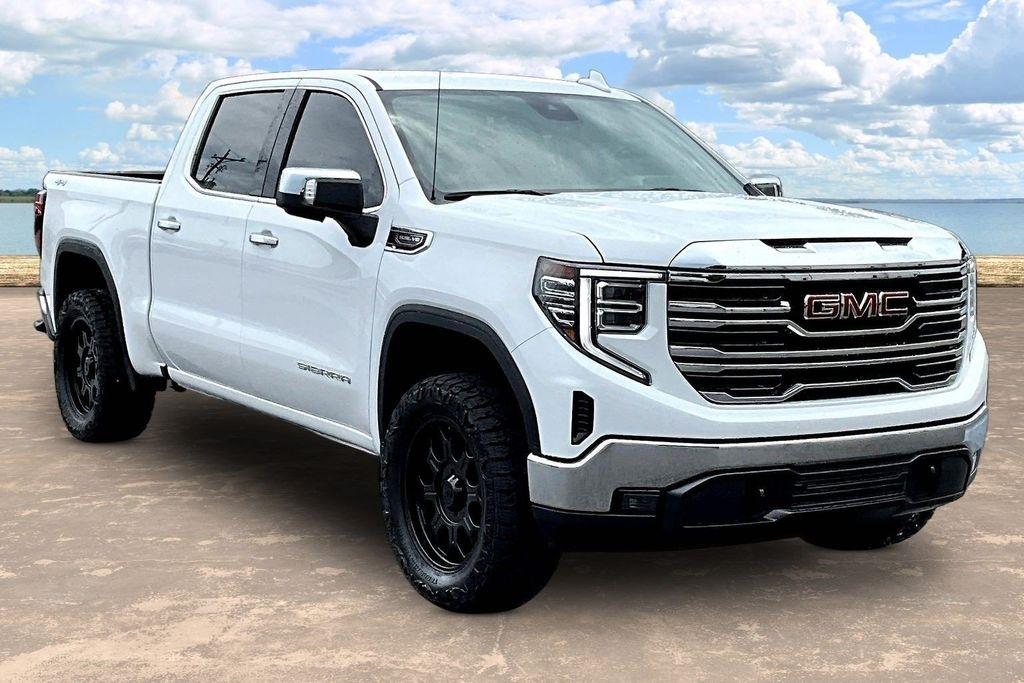 2026 GMC Sierra 1500 SLT Crew Cab 4WD