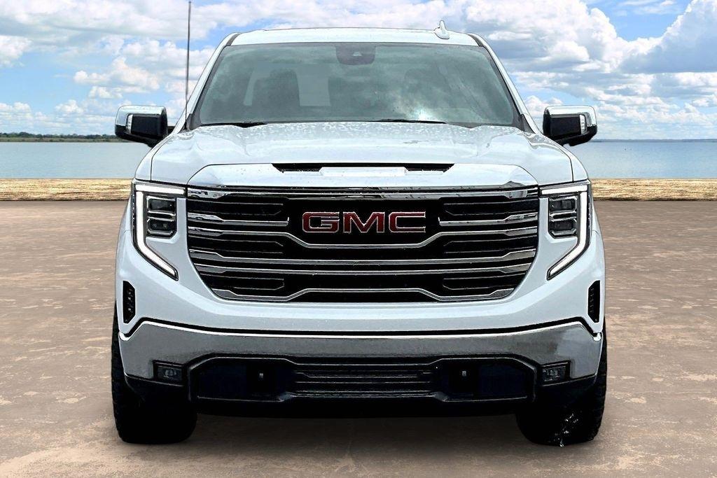 GMC Sierra 1500 SLT Crew Cab 4WD 2026
