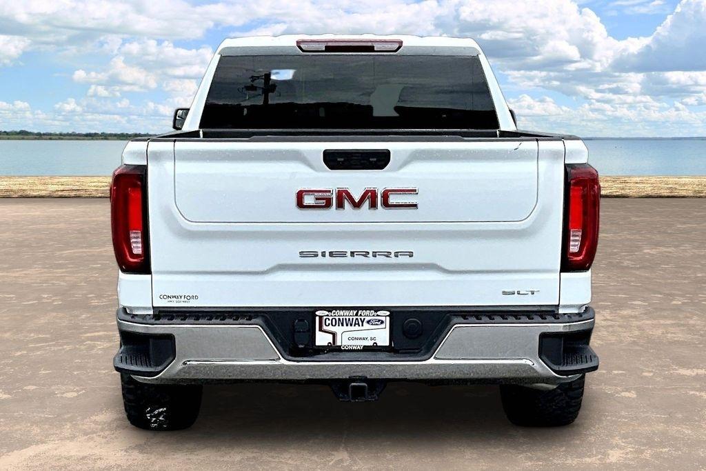 GMC Sierra 1500 SLT Crew Cab 4WD 2026