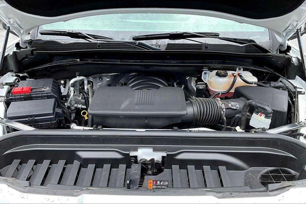 GMC Sierra 1500 SLT Crew Cab 4WD 2026