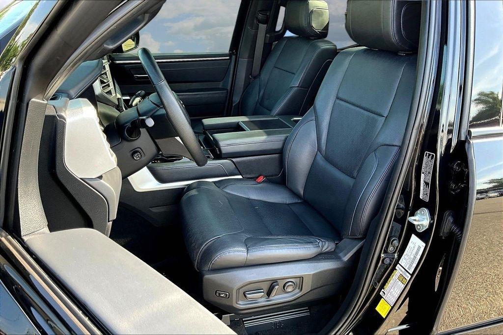 Toyota Tundra Platinum CrewMax 4WD 2023