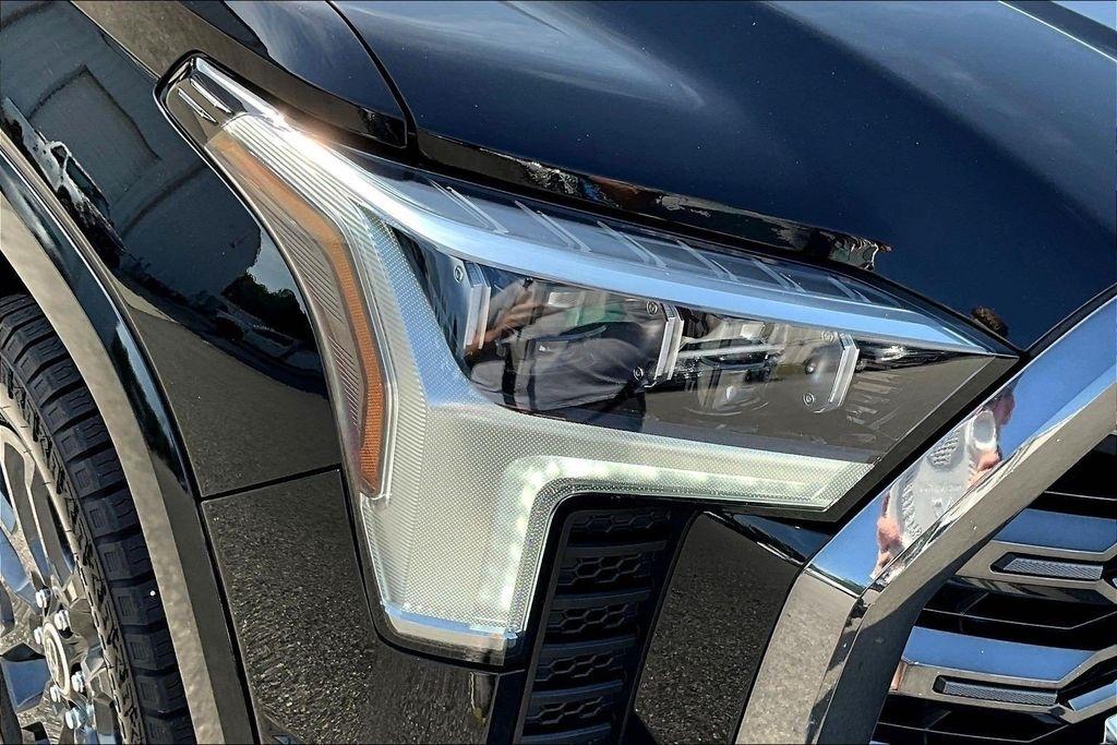 Toyota Tundra Platinum CrewMax 4WD 2023