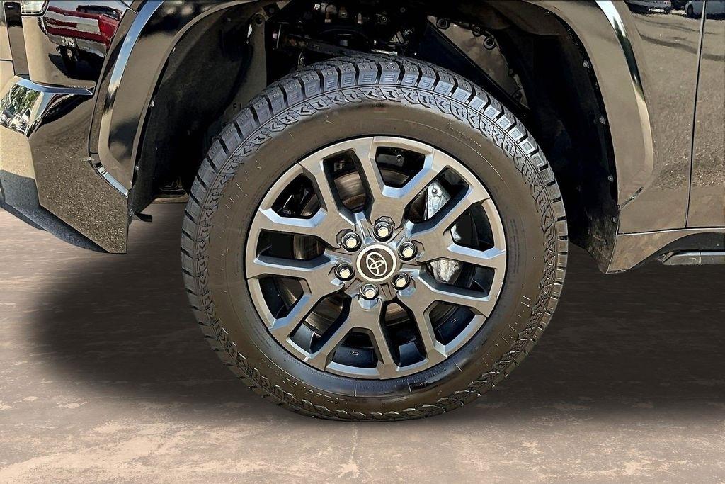 Toyota Tundra Platinum CrewMax 4WD 2023