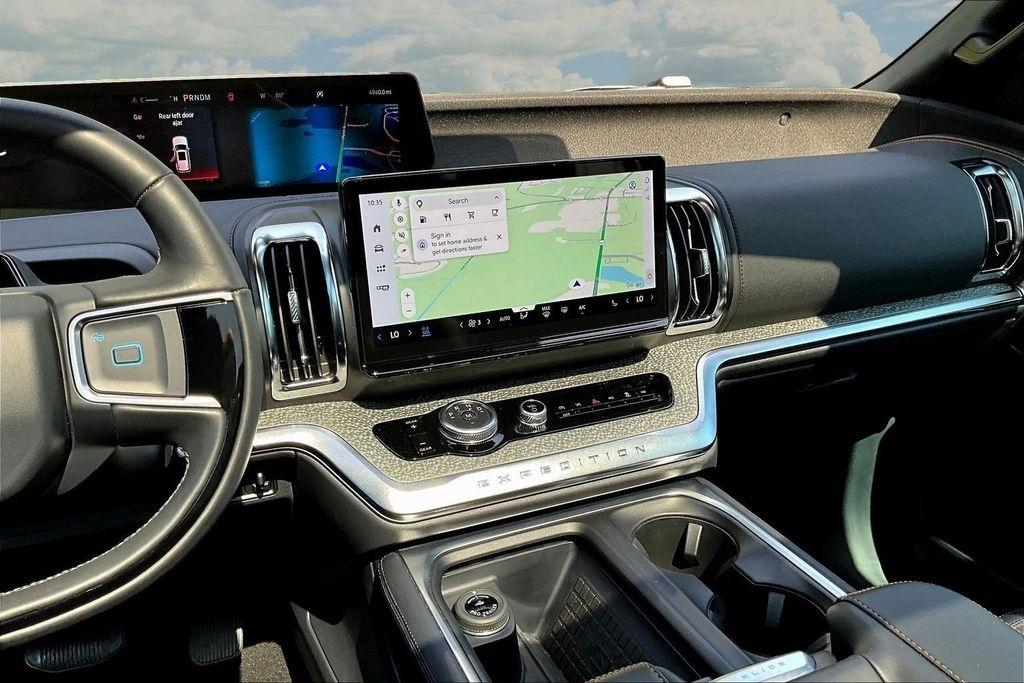Ford Expedition Tremor 4WD 2025