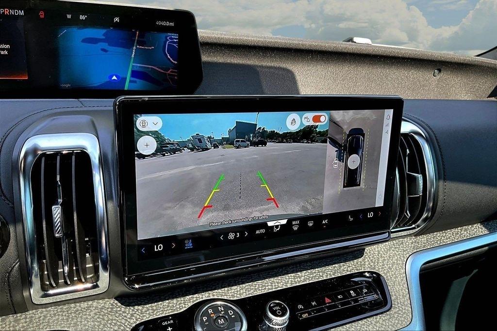Ford Expedition Tremor 4WD 2025