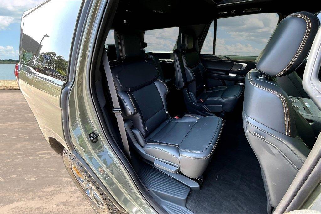 Ford Expedition Tremor 4WD 2025