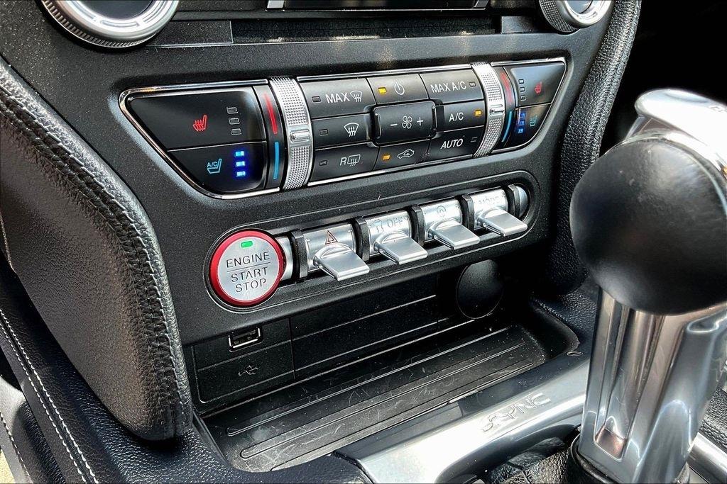 Ford Mustang GT Premium Coupe 2018