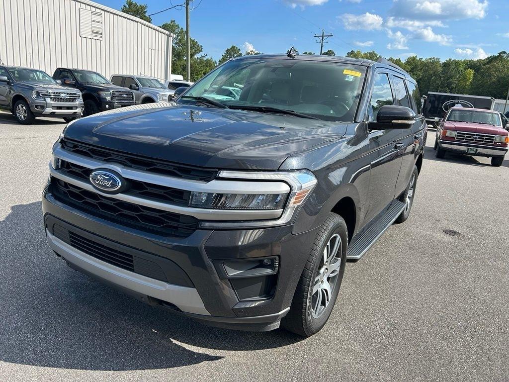 Ford Expedition XLT 4WD 2022
