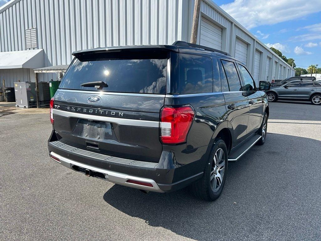 Ford Expedition XLT 4WD 2022
