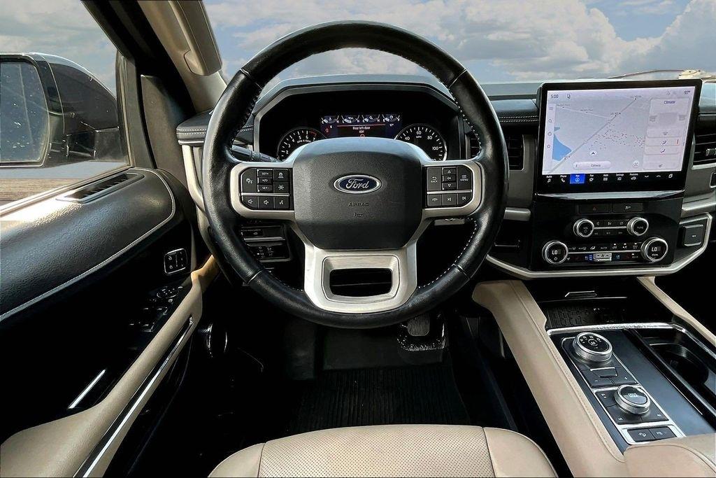 Ford Expedition XLT 4WD 2022