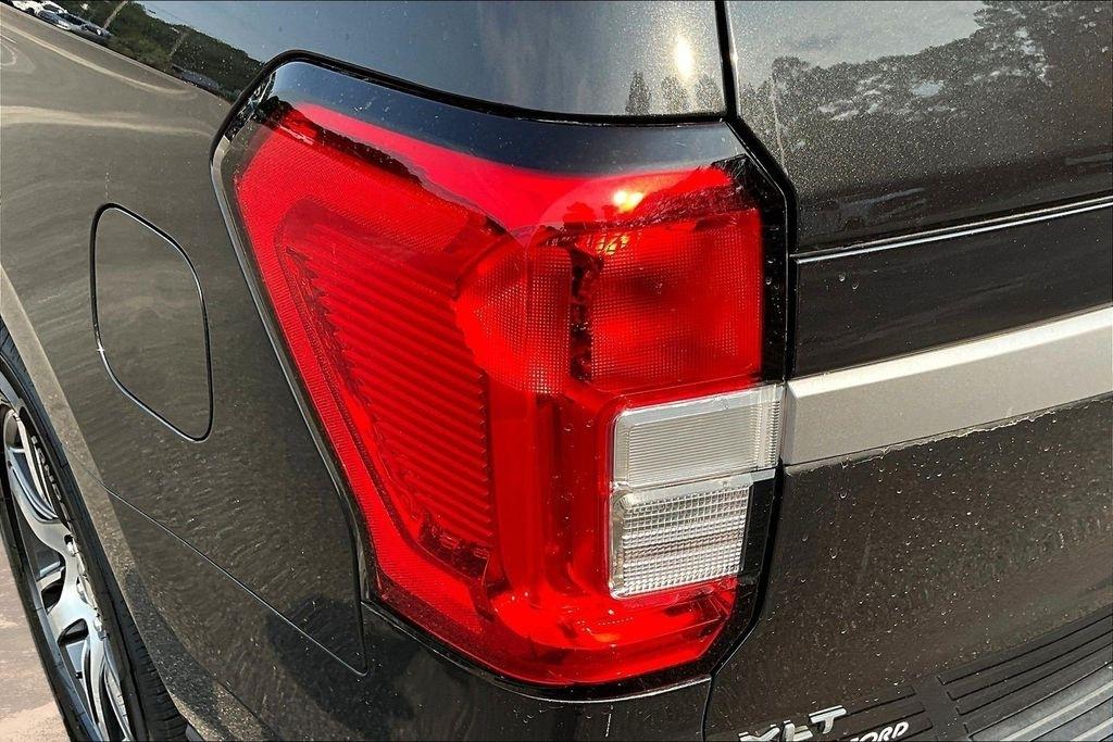 Ford Expedition XLT 4WD 2022