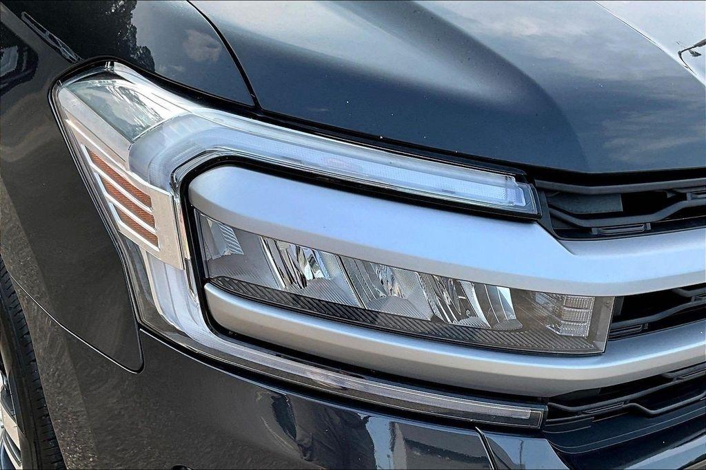 Ford Expedition XLT 4WD 2022