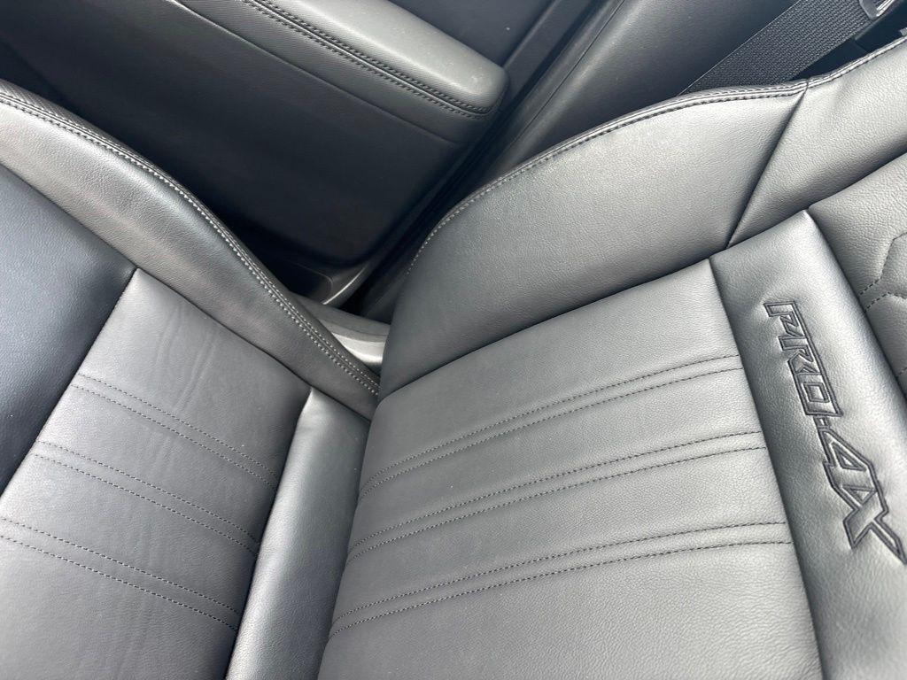 Nissan Frontier S Crew Cab 4WD 2022
