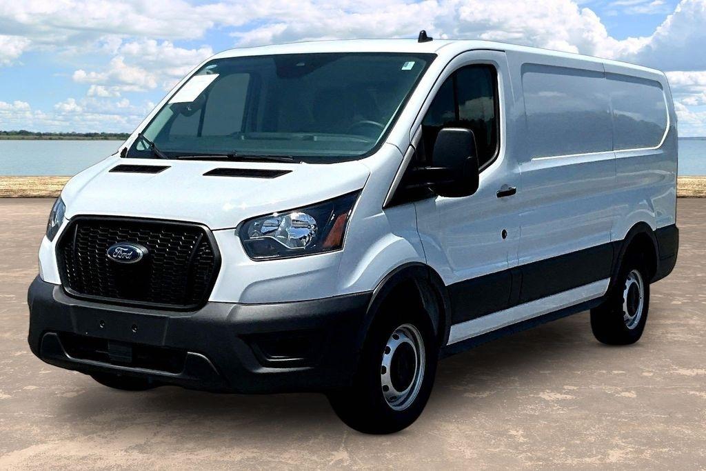 Ford Transit 150 Van Low Roof w/Sliding Pass. 130-in. WB 2025