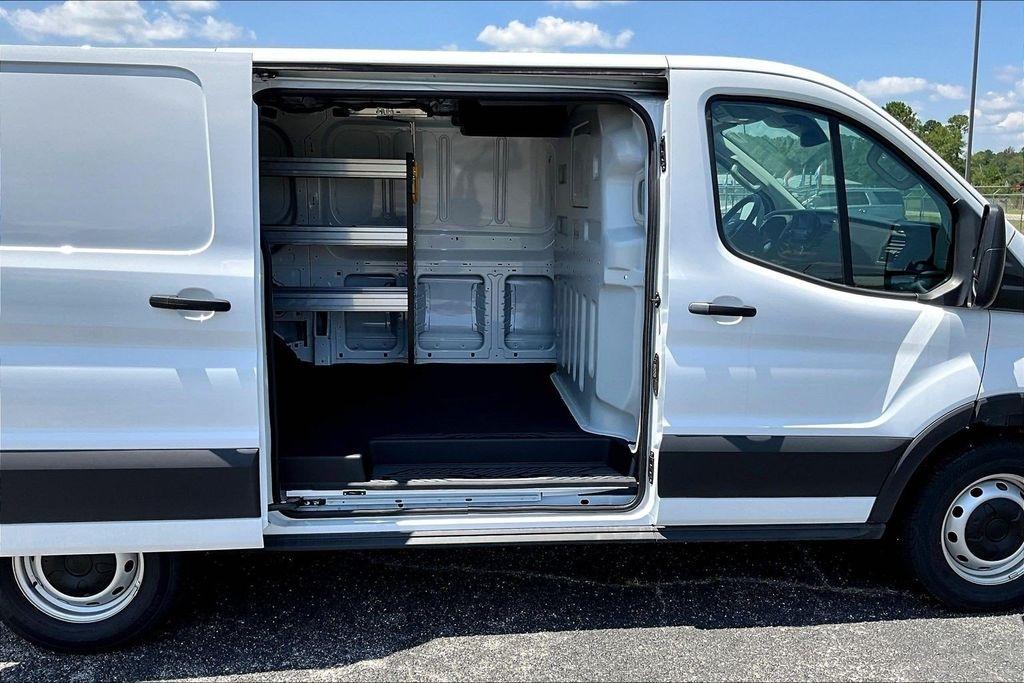 Ford Transit 150 Van Low Roof w/Sliding Pass. 130-in. WB 2025