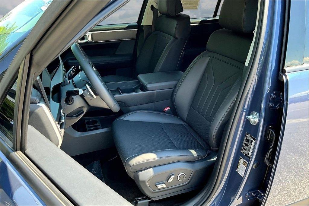 Hyundai Santa Fe Hybrid SEL AWD 2025