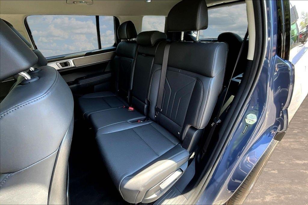 Hyundai Santa Fe Hybrid SEL AWD 2025