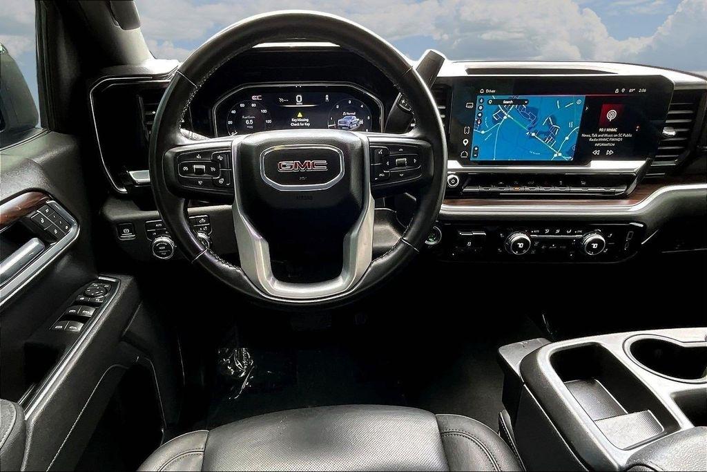 GMC Sierra 1500 SLT Crew Cab 4WD 2025