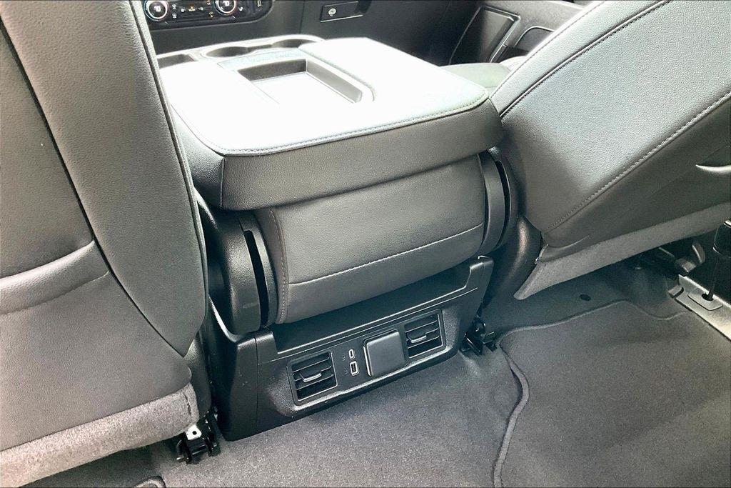 GMC Sierra 1500 SLT Crew Cab 4WD 2025
