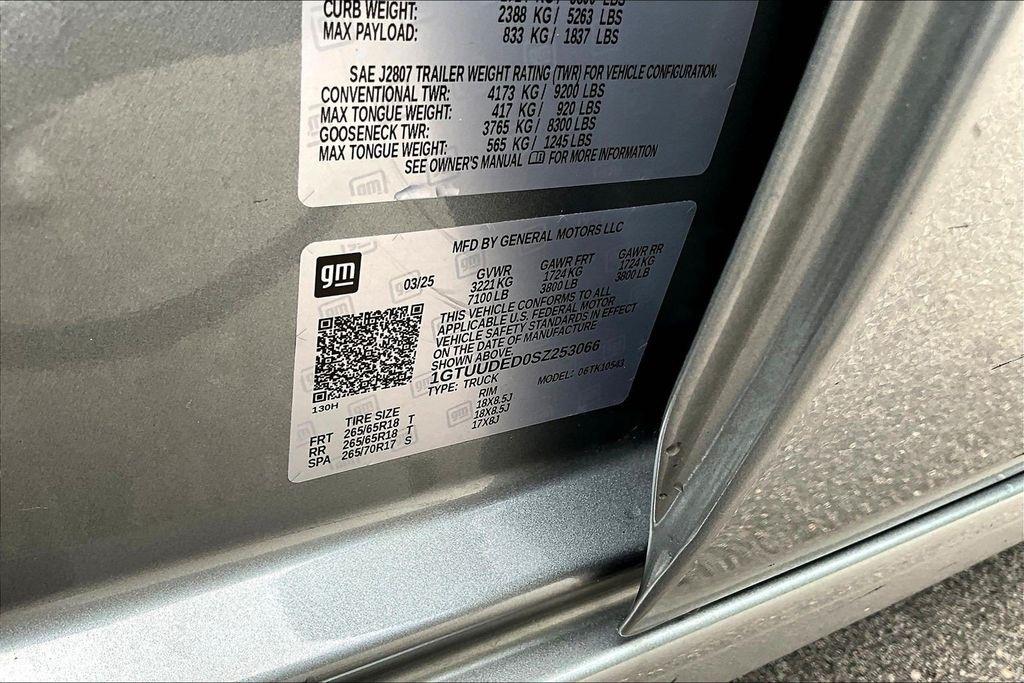 GMC Sierra 1500 SLT Crew Cab 4WD 2025