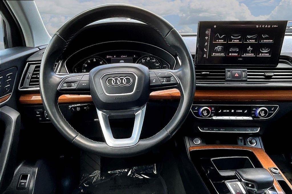 Audi Q5 2.0T Premium quattro 2023