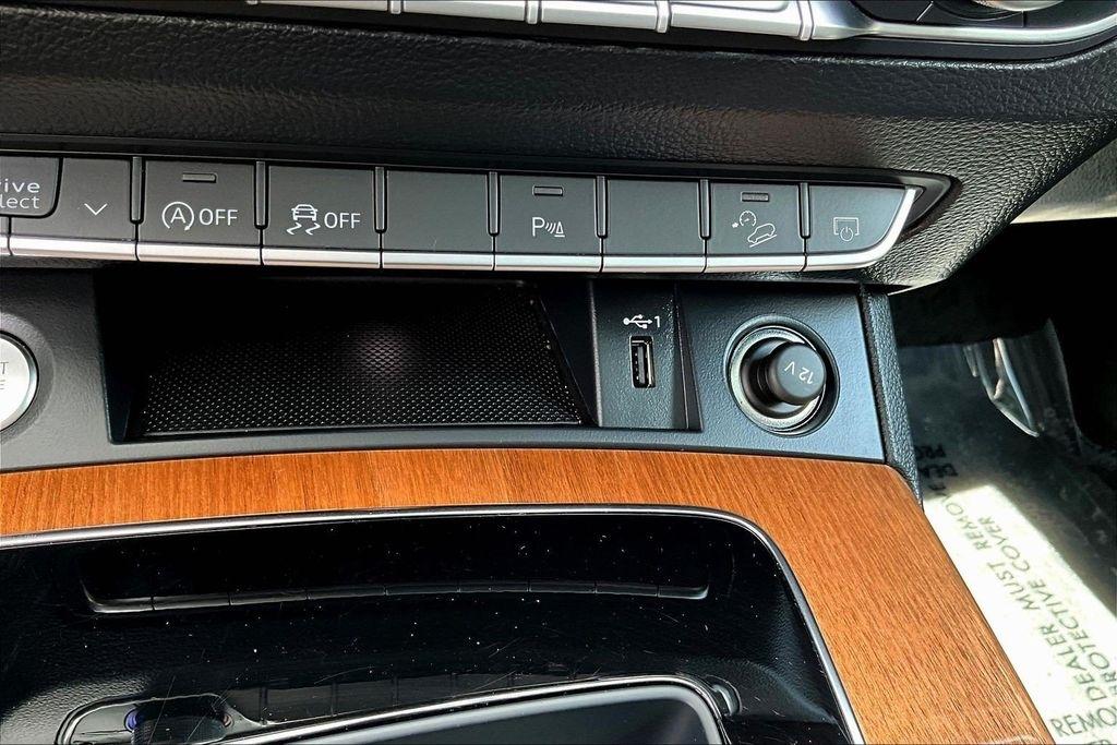 Audi Q5 2.0T Premium quattro 2023