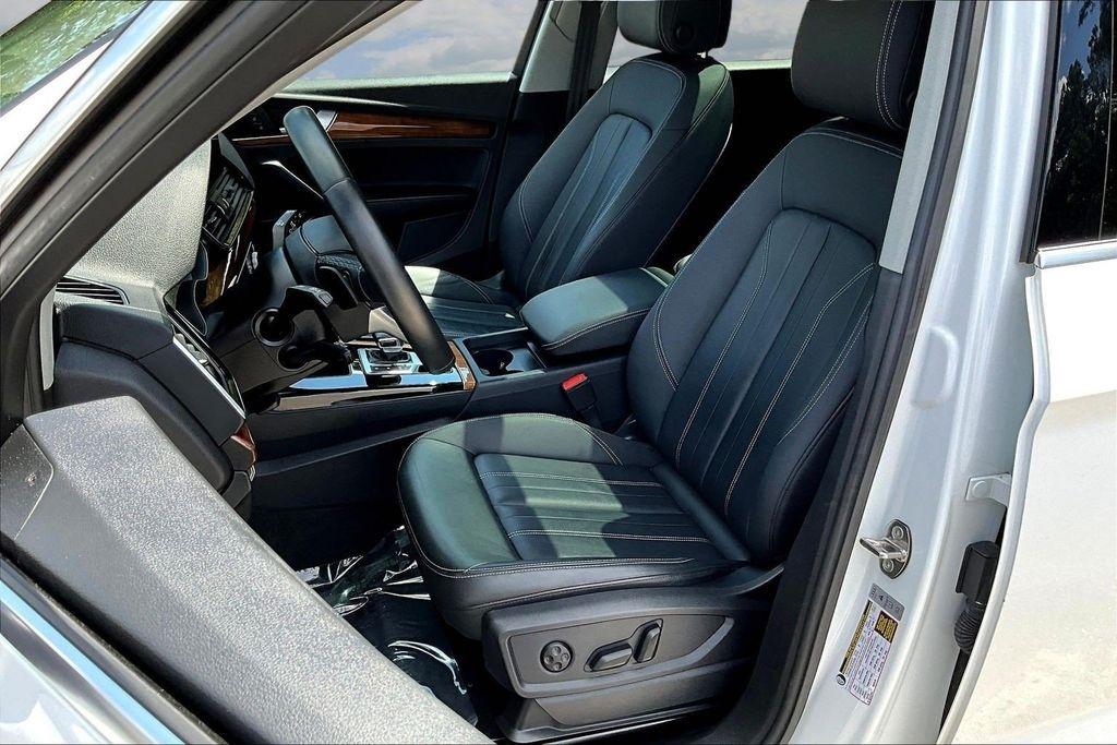 Audi Q5 2.0T Premium quattro 2023