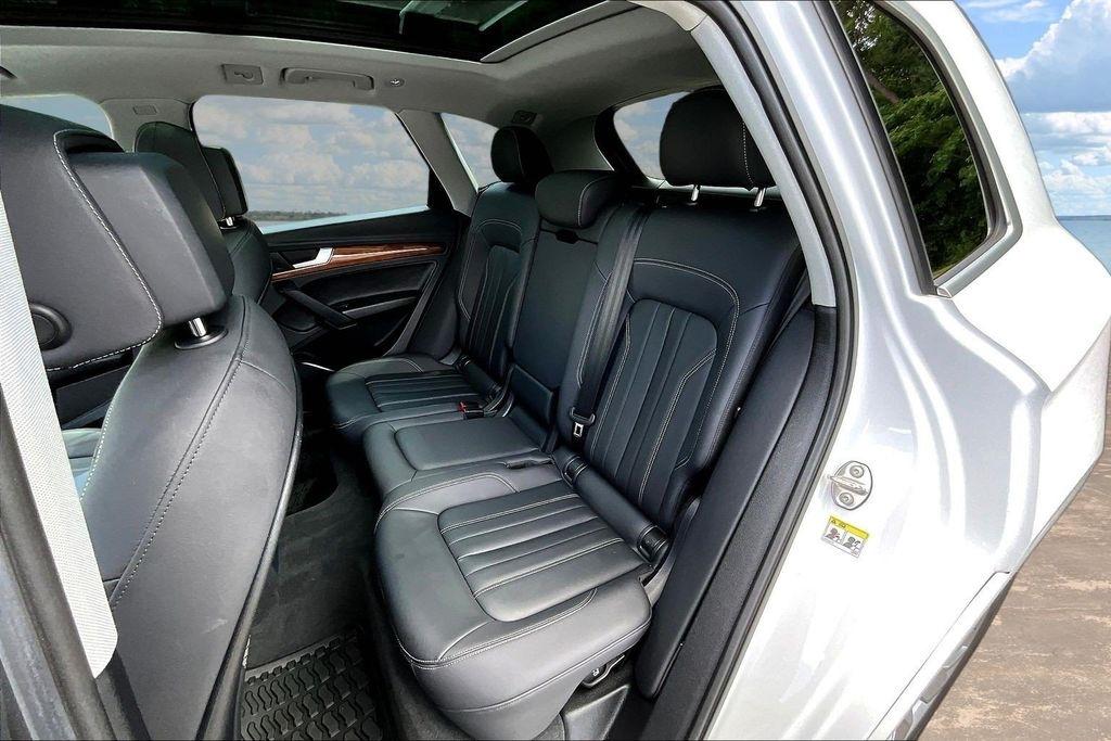 Audi Q5 2.0T Premium quattro 2023